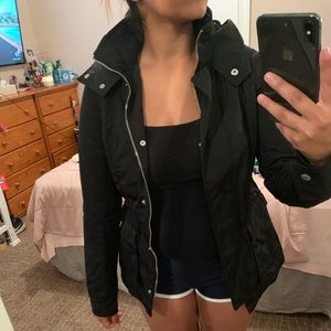 A&F NYLON PARKA JACKET. SIZE SMALL!!